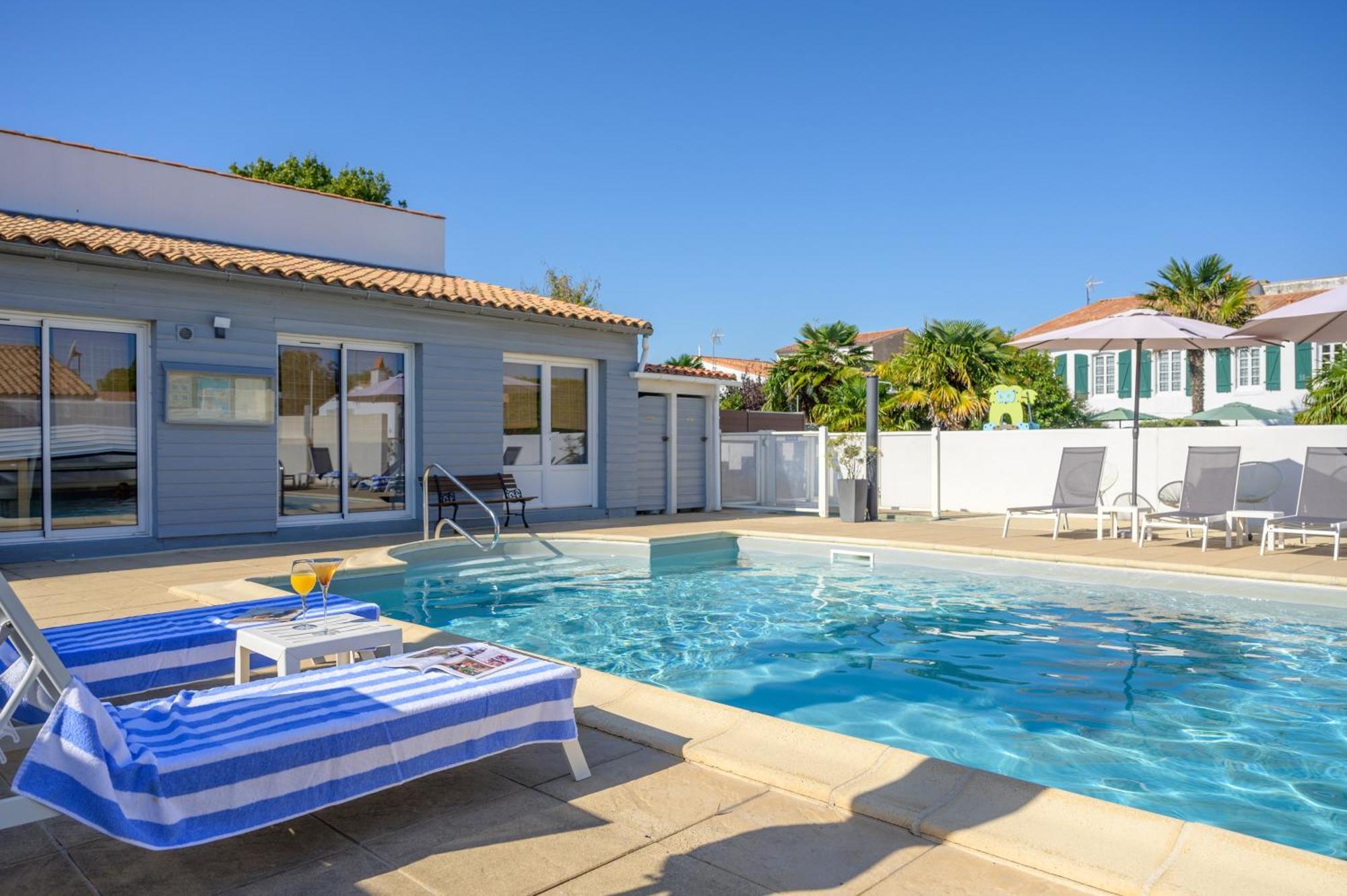 Locations De Vacances Le Clos Rhea Сен-Мартен-де-Ре Экстерьер фото